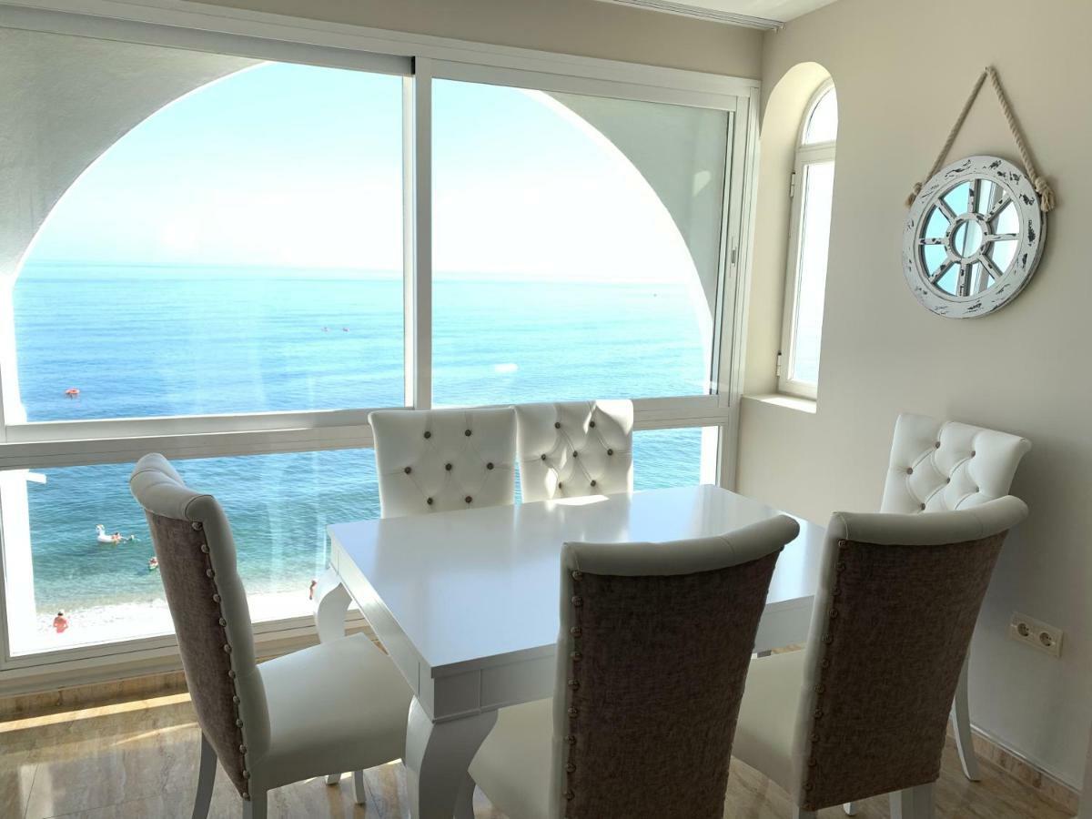 Apartament Aguamarina On The Beach Front Διαμέρισμα Mijas Costa Εξωτερικό φωτογραφία