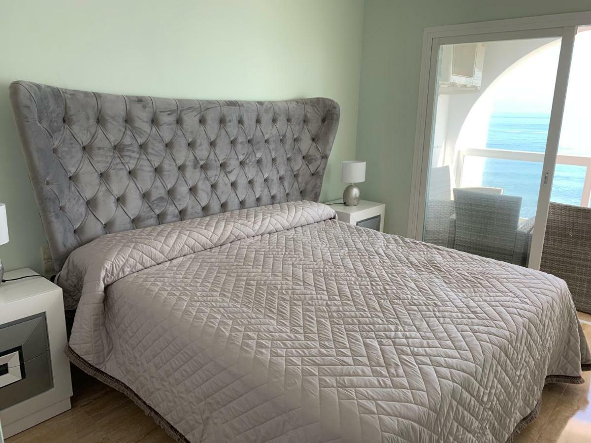 Apartament Aguamarina On The Beach Front Διαμέρισμα Mijas Costa Εξωτερικό φωτογραφία