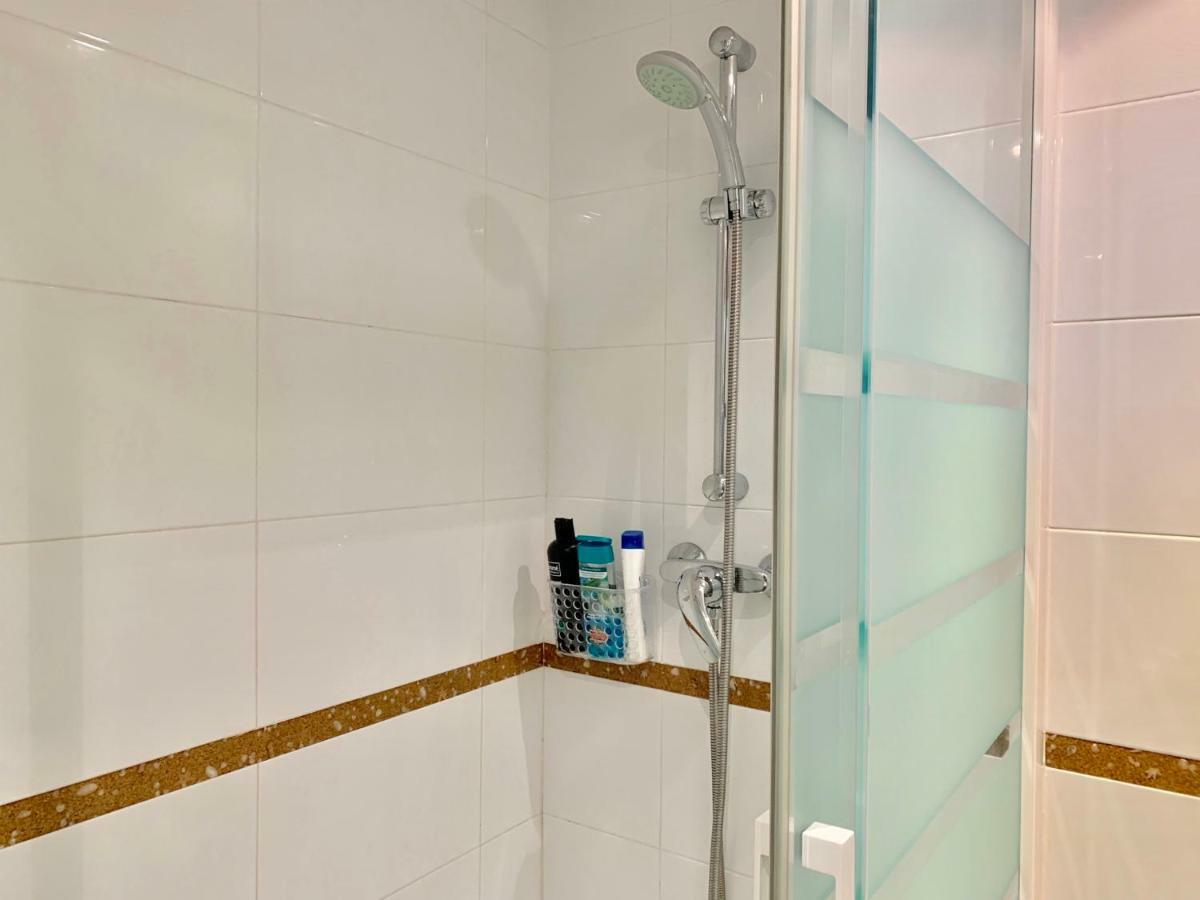 Apartament Aguamarina On The Beach Front Διαμέρισμα Mijas Costa Εξωτερικό φωτογραφία