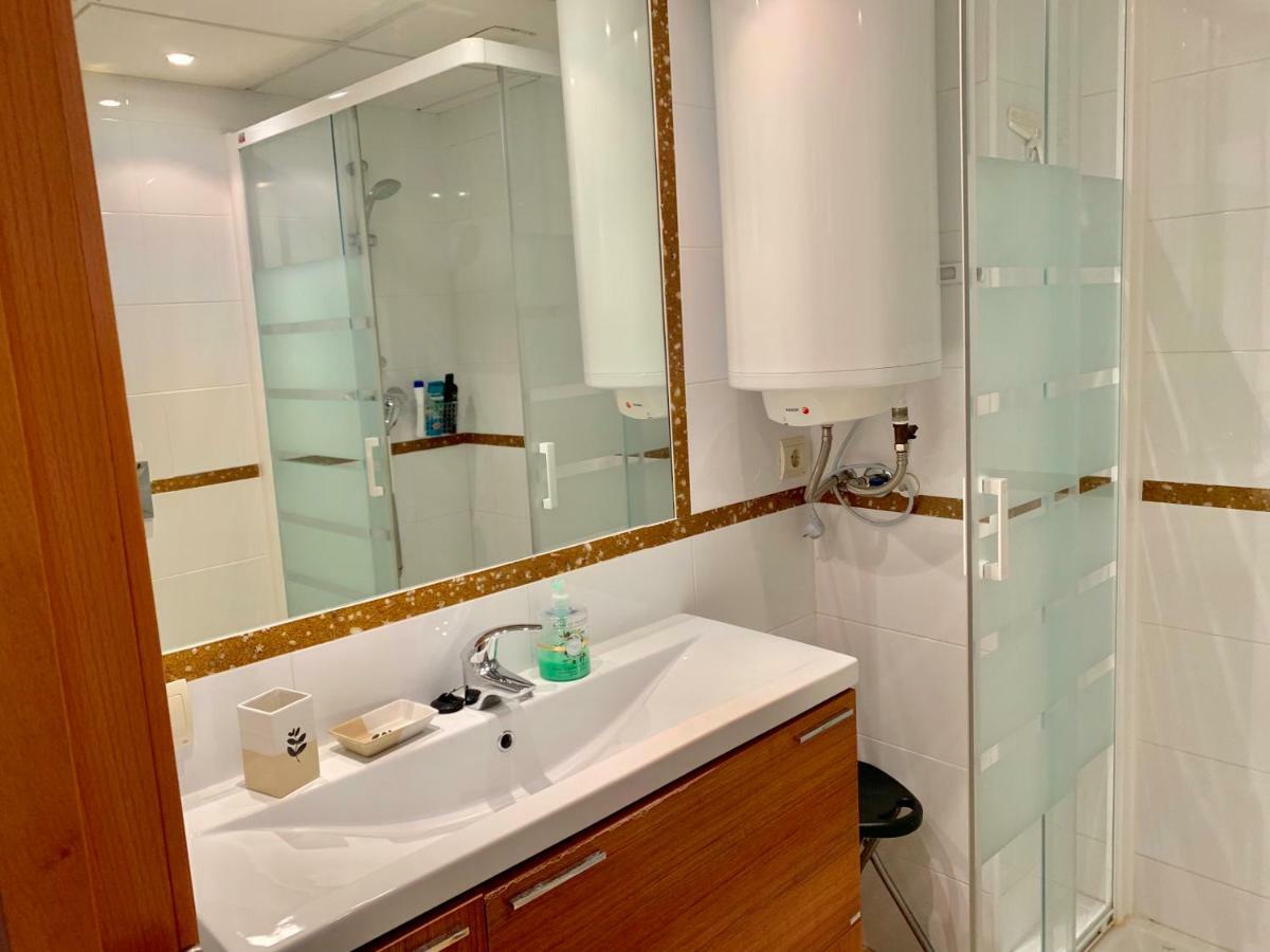Apartament Aguamarina On The Beach Front Διαμέρισμα Mijas Costa Εξωτερικό φωτογραφία